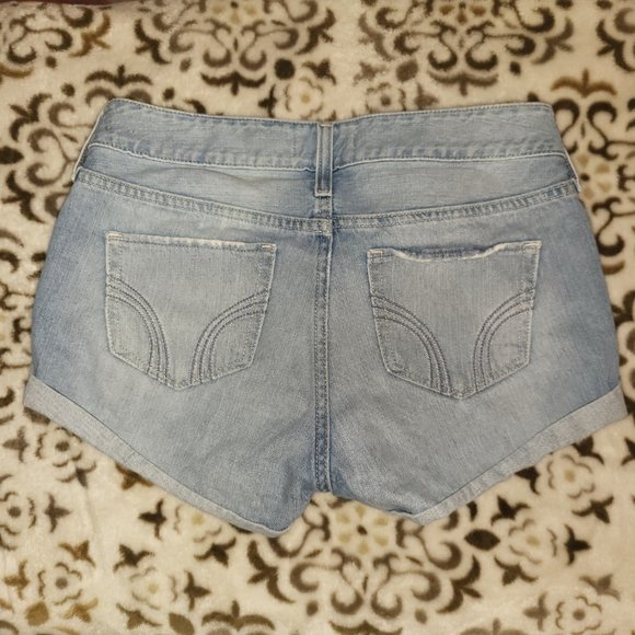 Hollister Woman's Button-Up Denim Shorts - Picture 2 of 5
